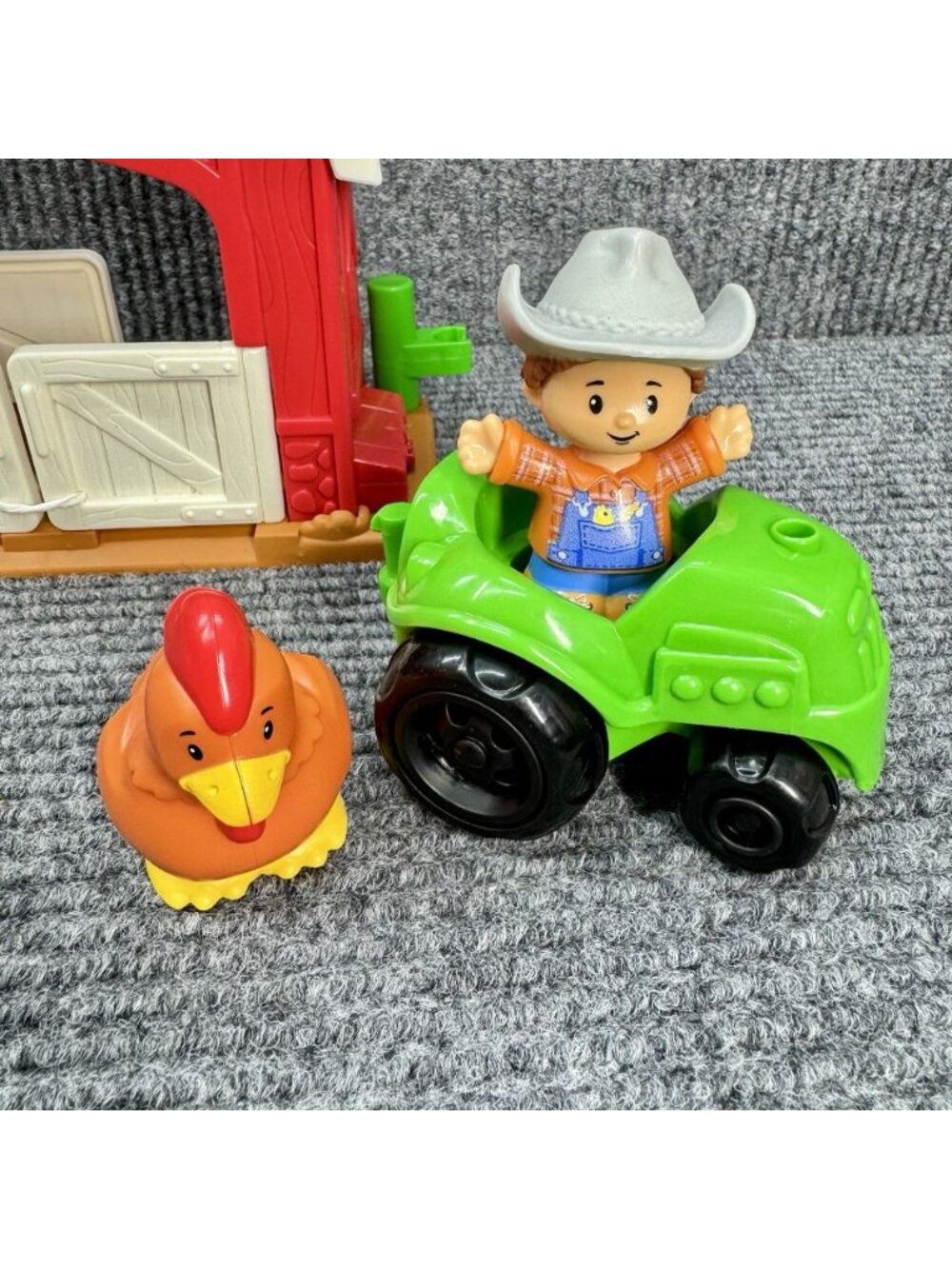 2002 Little People Farm Red Barn Stable w/ Farmer Boy Tractor & Chicken Lot - Picture 2 of 14